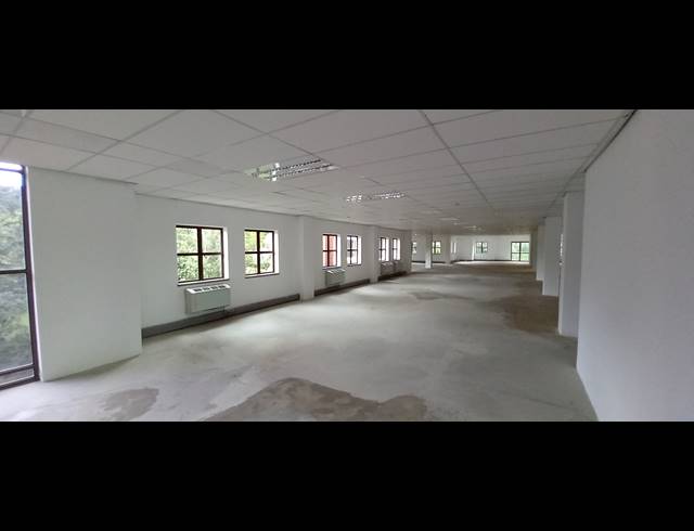 1,485M² OFFICE TO LET IN WOODMEAD